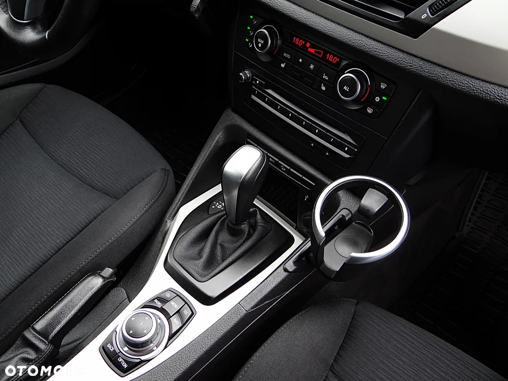 BMW X1 xDrive18d xLine - 31