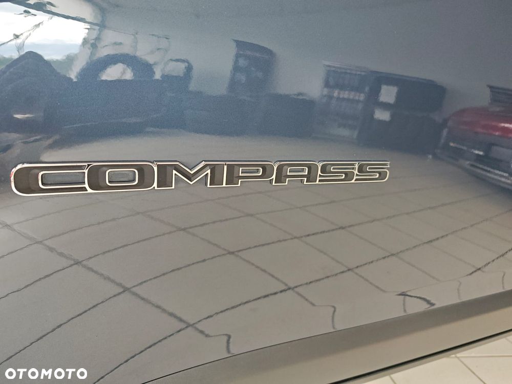 Jeep Compass 1.5 T4 mHEV Limited FWD S&S DCT - 35