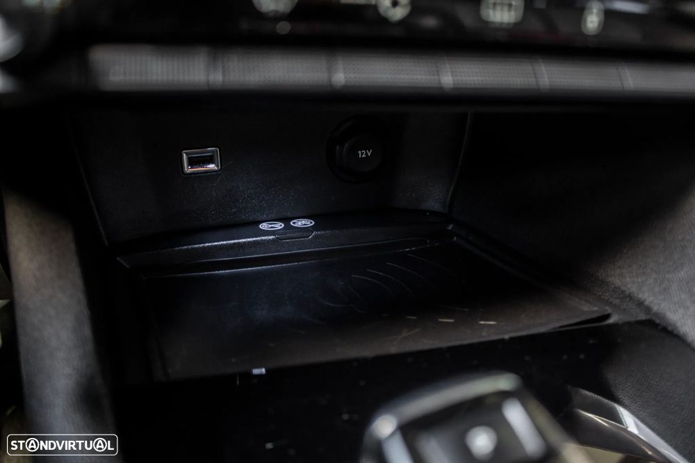 Peugeot 3008 1.2 PureTech Allure Pack EAT8 - 22