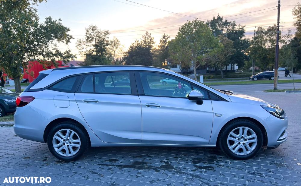 Opel Astra 1.6 D (CDTI) Start/Stop Sports Tourer Innovation - 12