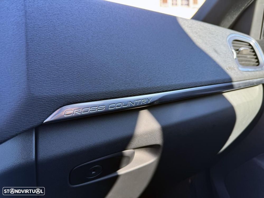 Volvo V40 Cross Country 2.0 D4 VOR Geartronic - 40