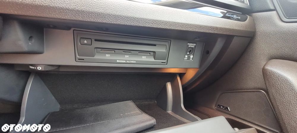 Skoda Superb 2.0 TDI 4x4 DSG L&K - 18