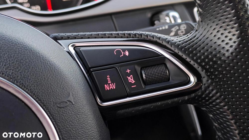 Audi A4 Avant 2.0 TDI DPF clean diesel S line Sportpaket - 33