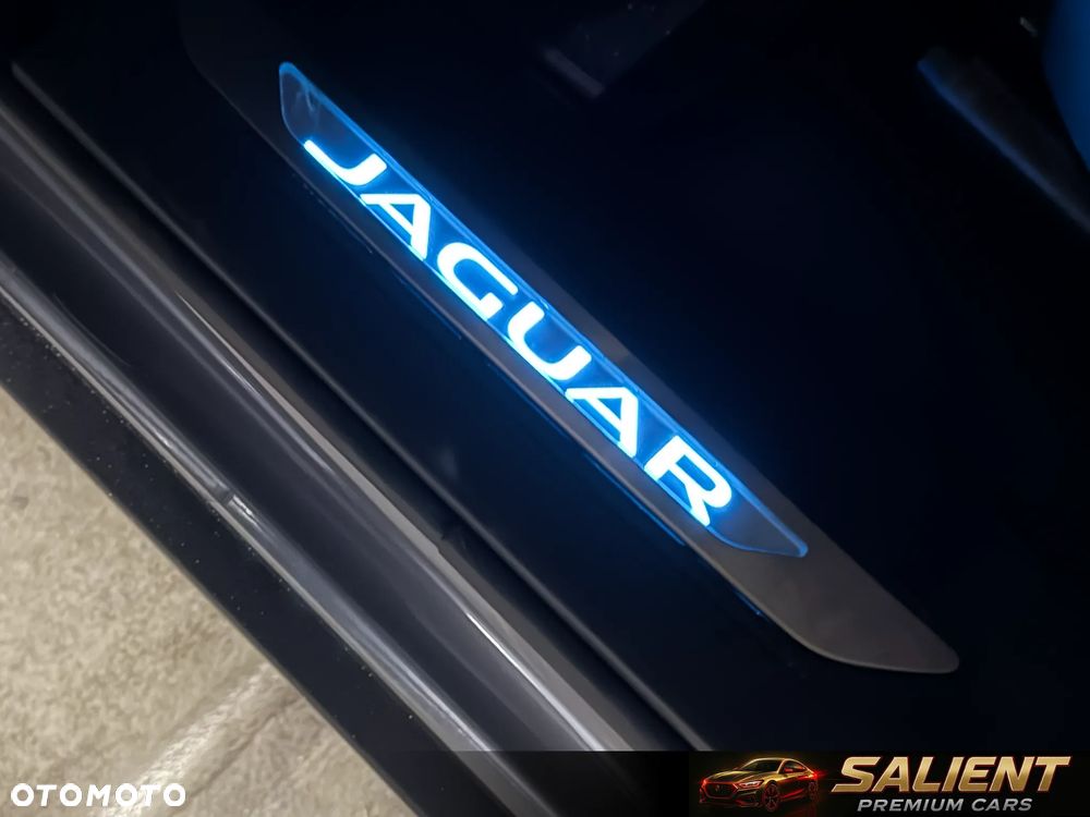 Jaguar F-Pace - 17