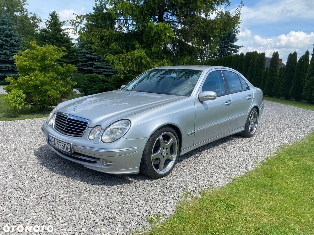 Mercedes-Benz Klasa E 500 T Avantgarde - 1