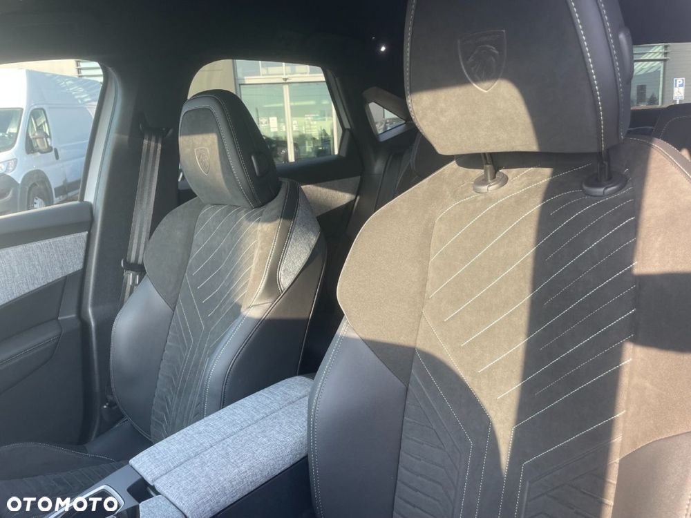 Peugeot 3008 - 11