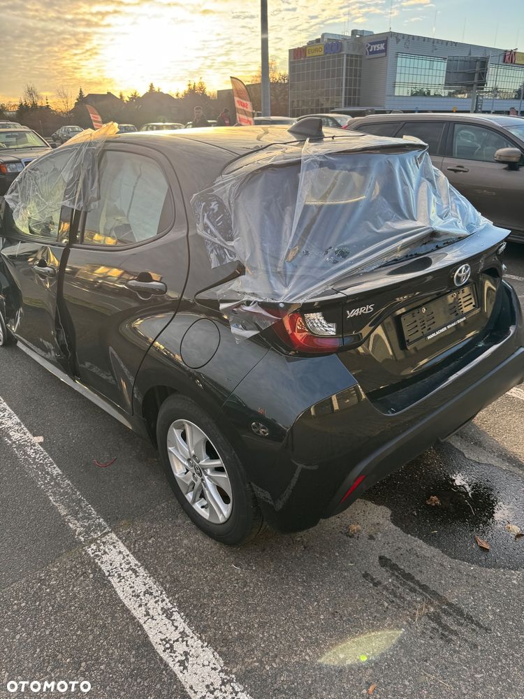 Toyota Yaris 1.5 VVT-i Style - 10