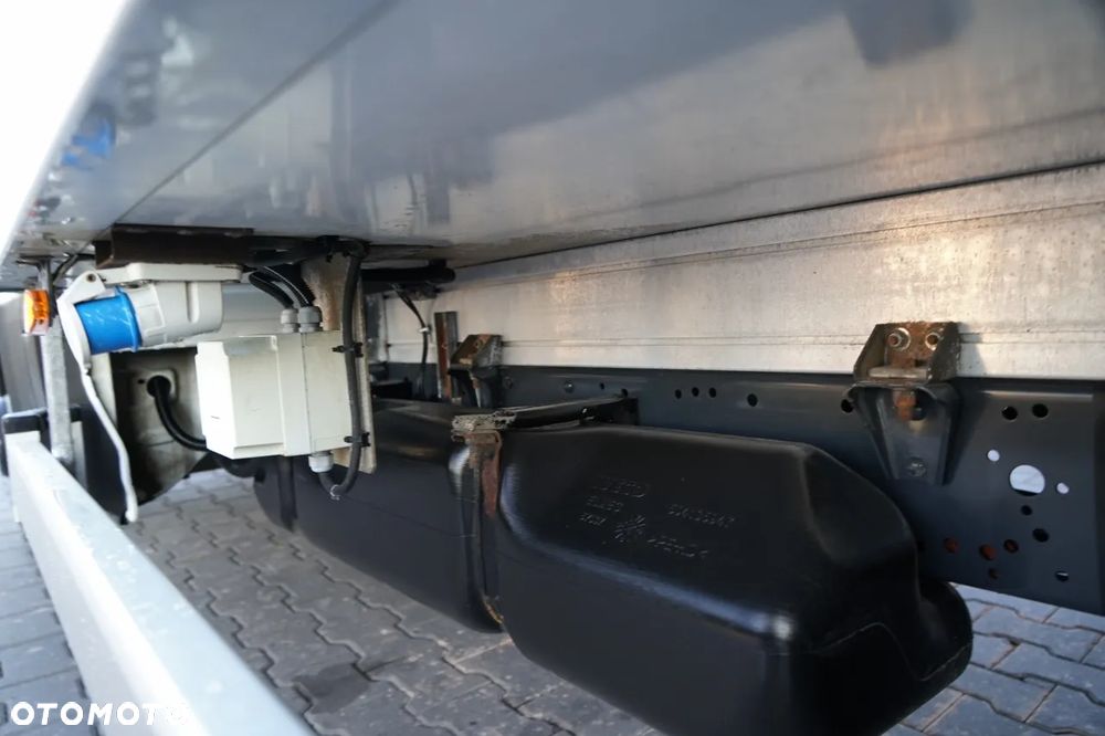 Iveco DAILY 35-130 / CHŁODNIA / AGREGAT CARRIER PULSOR 400 / - - 18