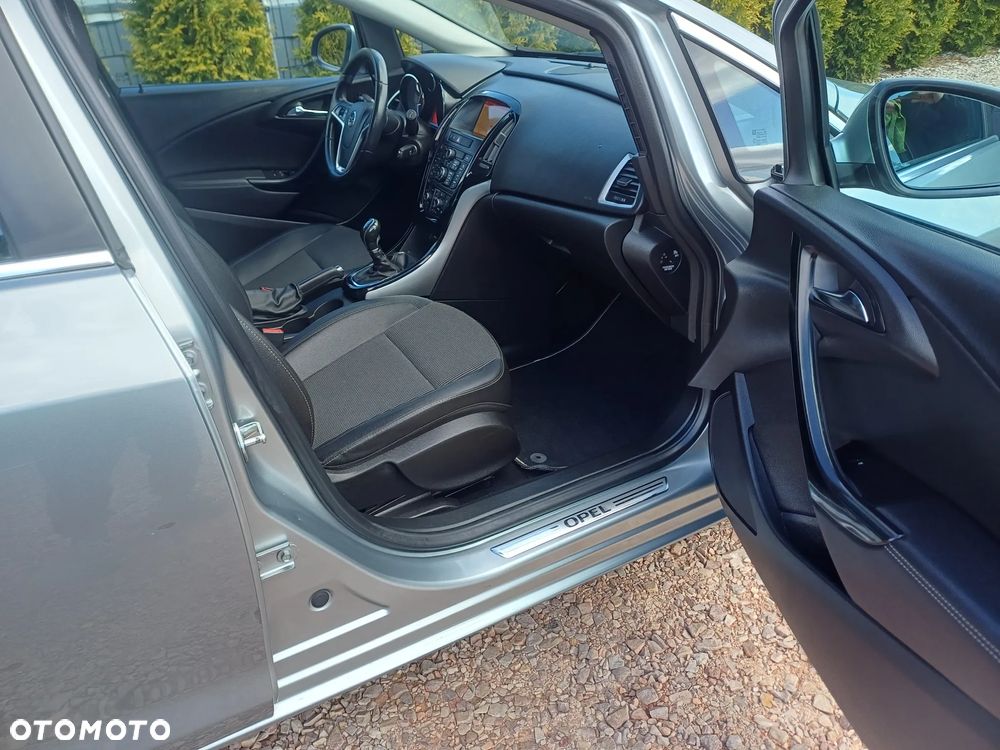 Opel Astra 1.4 Turbo Cosmo - 16