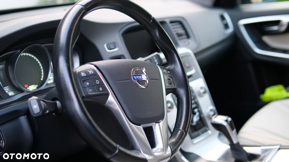 Volvo V60 D4 Drive-E Ocean Race - 7