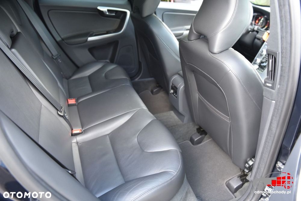 Volvo XC 60 - 22