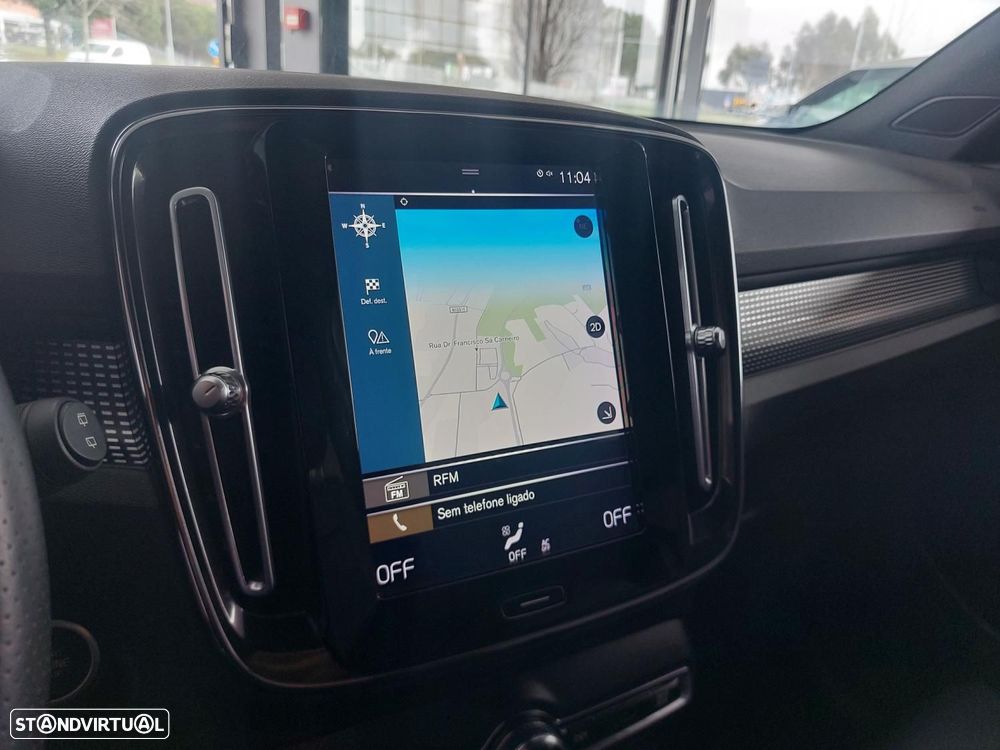 Volvo XC 40 1.5 T2 Momentum Plus - 34