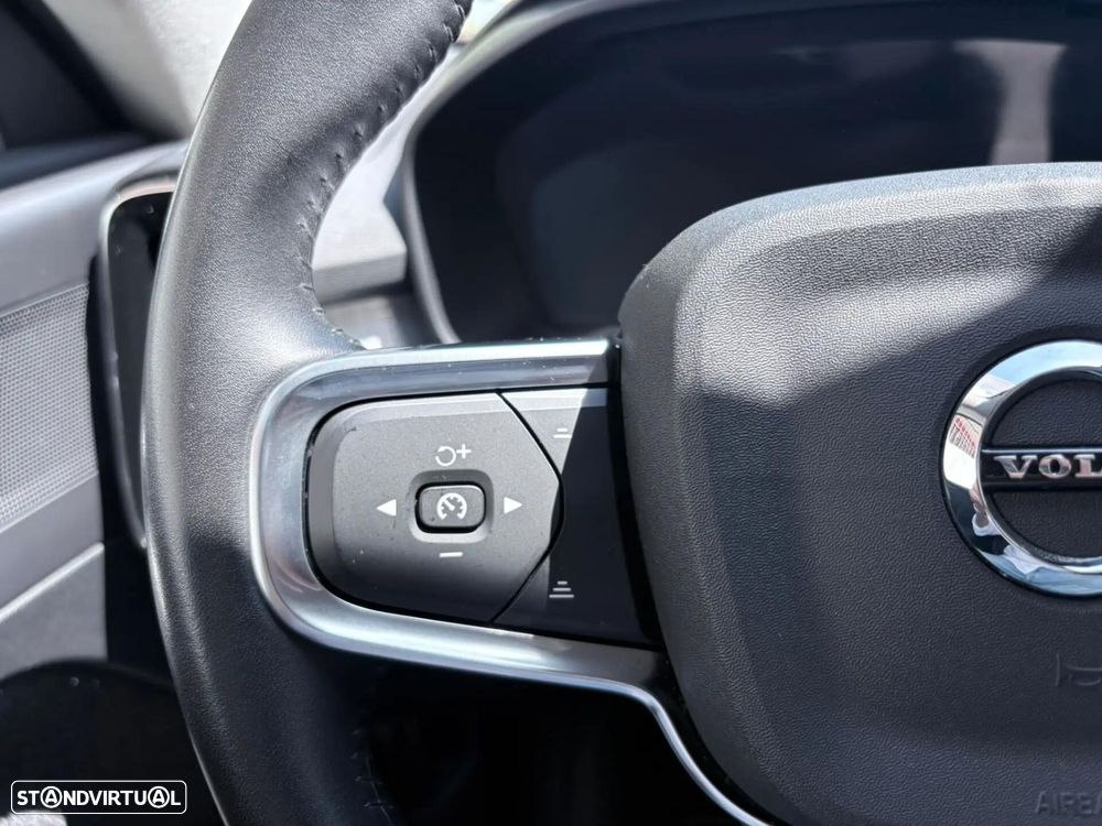 Volvo XC 40 1.5 T5 PHEV R-Design Expression - 42