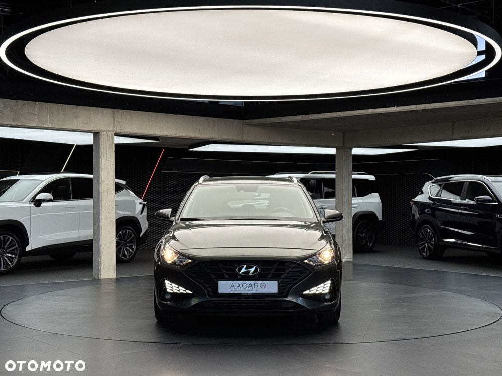 Hyundai i30 1.5 DPI Classic + - 9