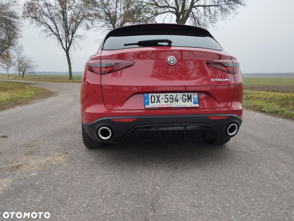 Alfa Romeo Stelvio 2.2 JTDM - 6