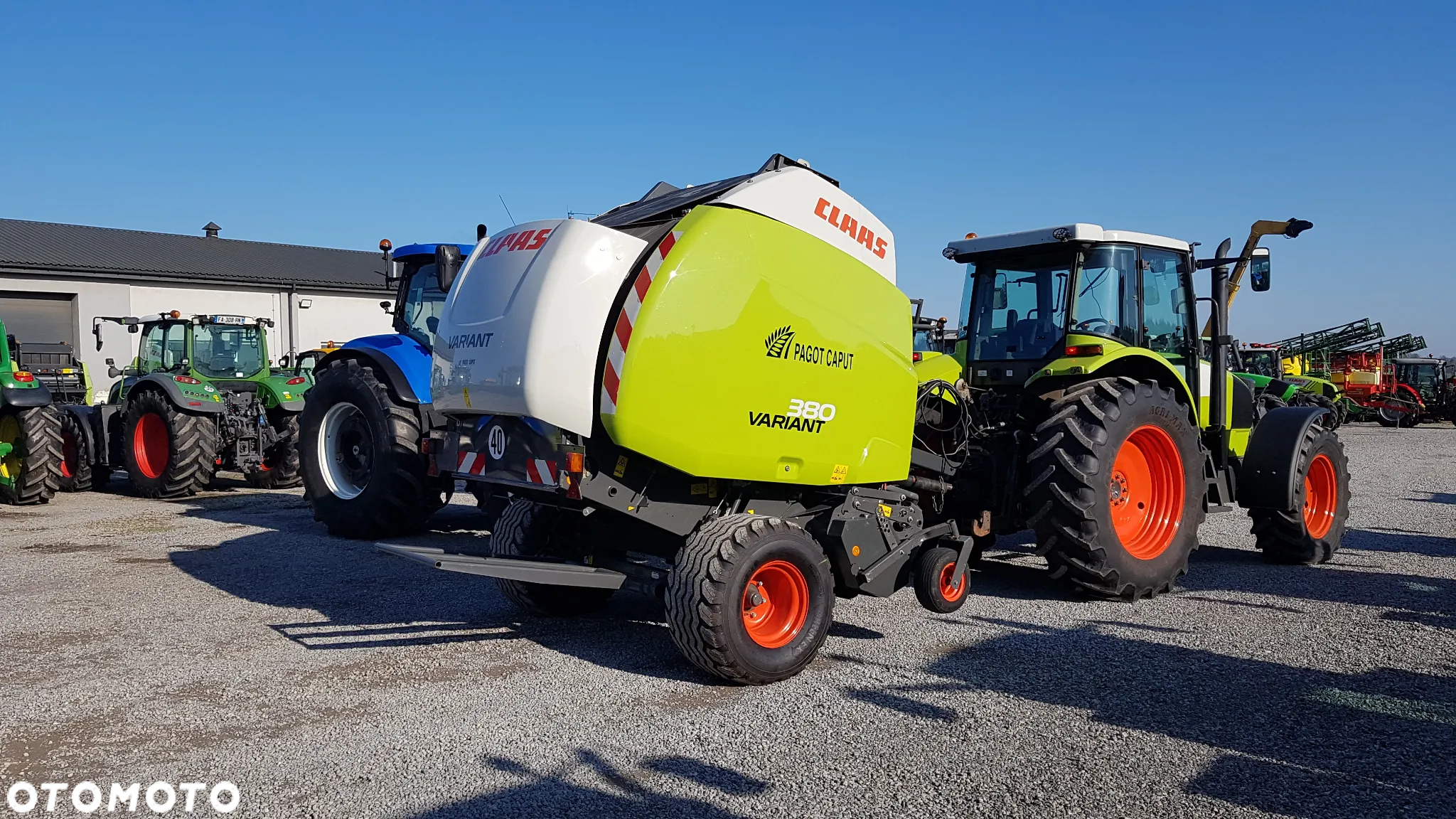 Claas VARIANT 380 - 19
