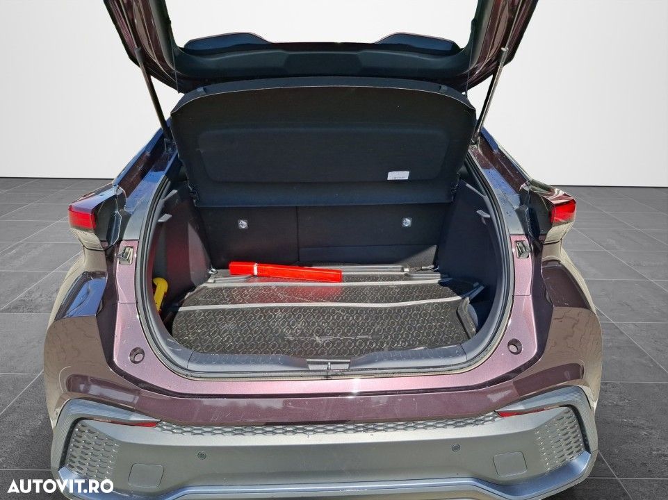 Toyota C-HR - 17