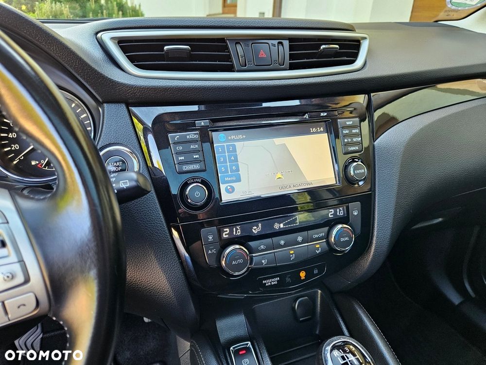 Nissan Qashqai 1.2 DIG-T N-Connecta - 25