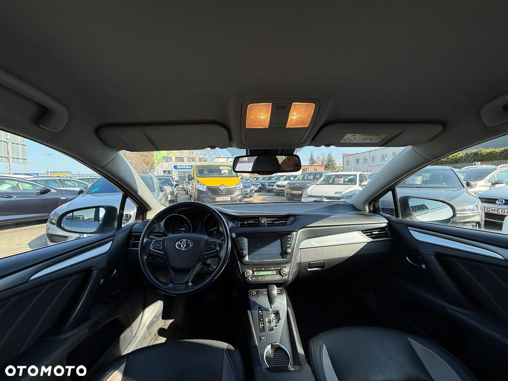 Toyota Avensis 1.8 Prestige MS - 8