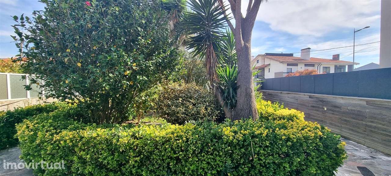 Moradia T3 Independente a 2 min da Praia - Grande imagem: 5/41