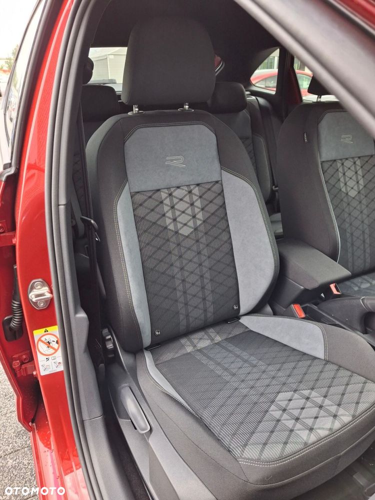 Volkswagen Taigo 1.5 TSI ACT R-Line Plus DSG - 17