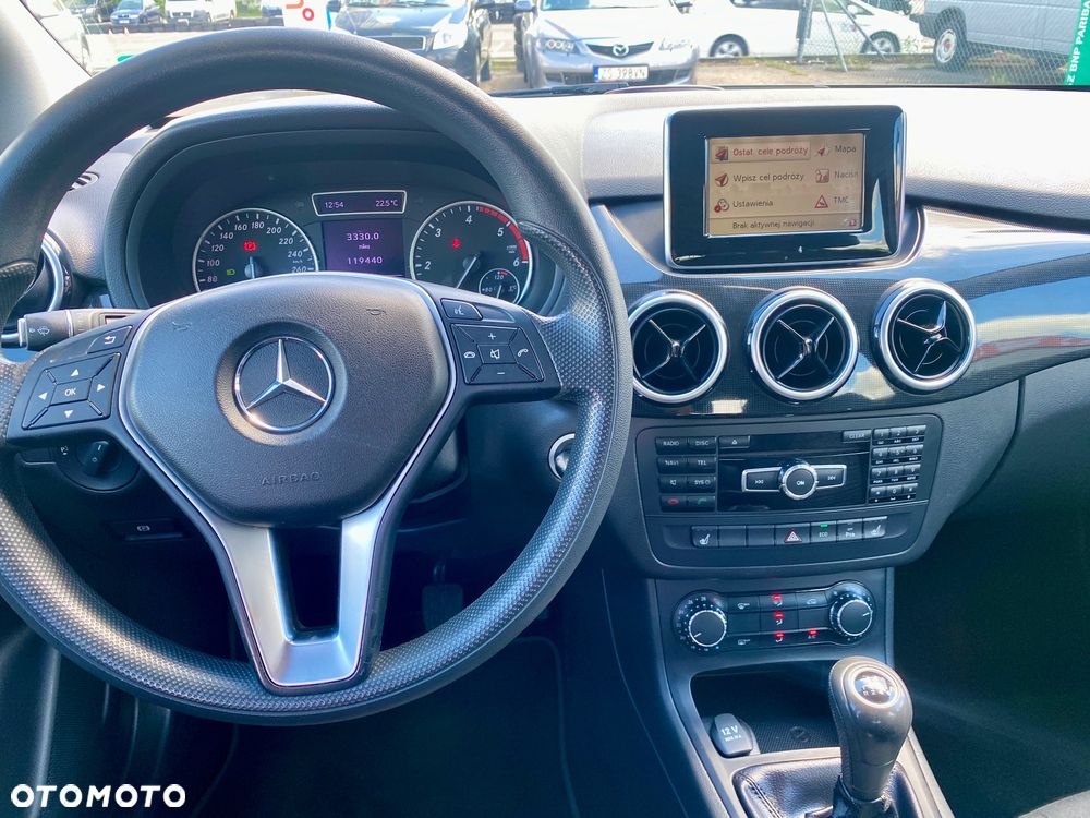 Mercedes-Benz Klasa B 180 CDI - 22