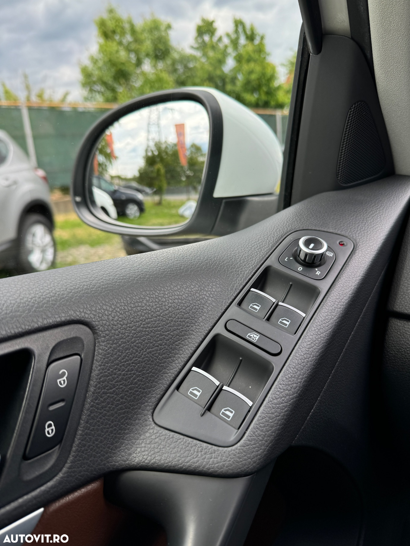 Volkswagen Tiguan 2.0 TDI BMT Sport & Style - 14
