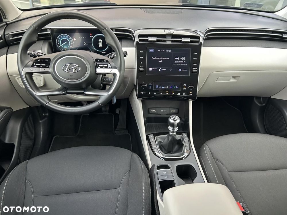 Hyundai Tucson 1.6 T-GDi Smart 2WD - 18