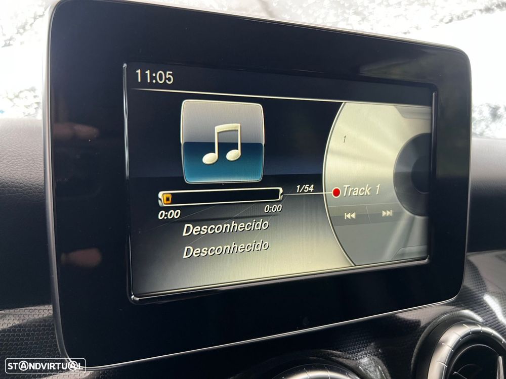 Mercedes-Benz CLA 180 d Shooting Brake Aut. - 35