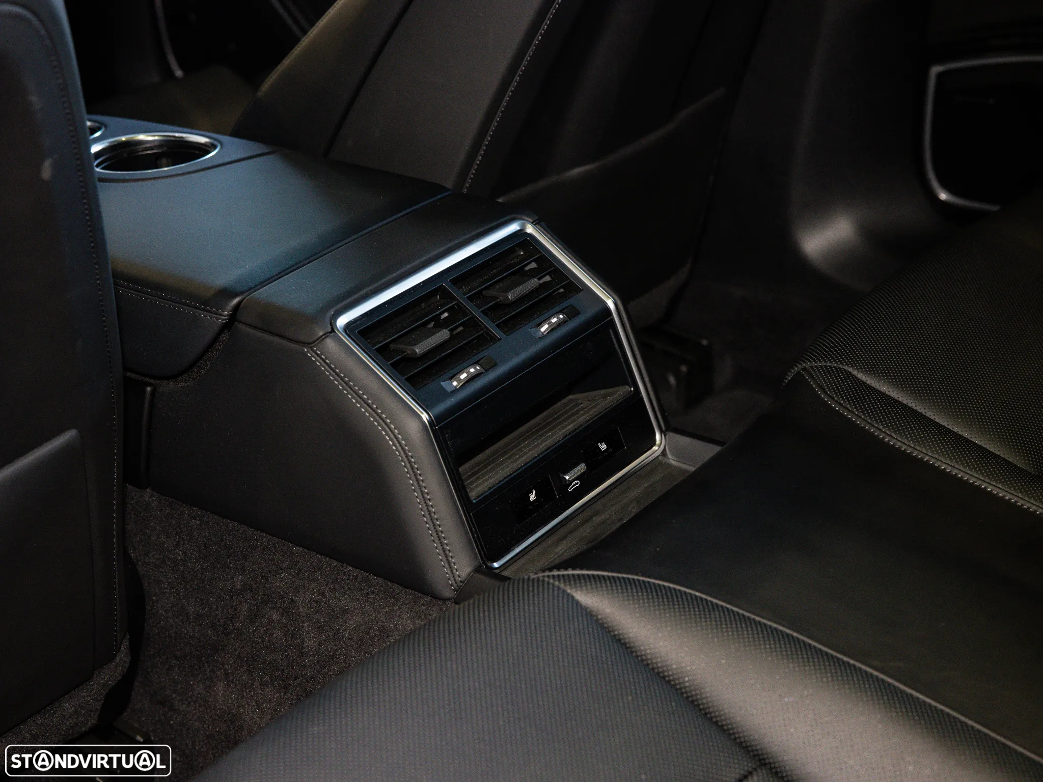 Porsche Panamera Sport Turismo 4S E-Hybrid - 33