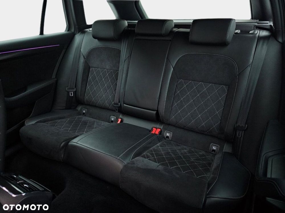 Skoda Superb 2.0 TSI Sportline DSG - 35