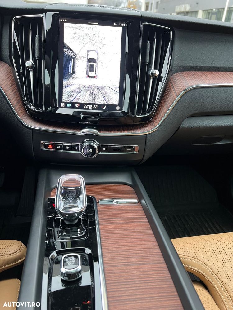 Volvo XC 60 Recharge T6 Twin Engine eAWD Inscription Expression - 18