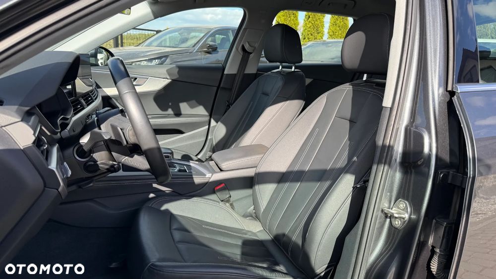 Audi A4 Avant 30 TDI S tronic S line - 28