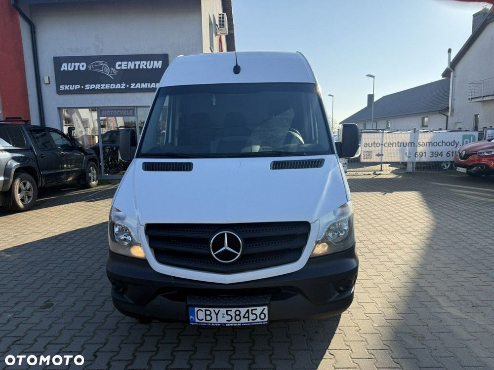 Mercedes-Benz Sprinter - 3