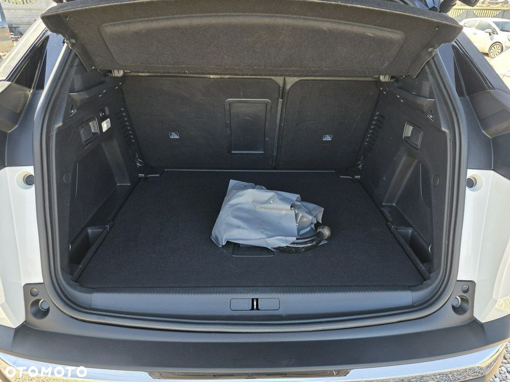 Peugeot 3008 2.0 BlueHDi GT S&S EAT8 - 11