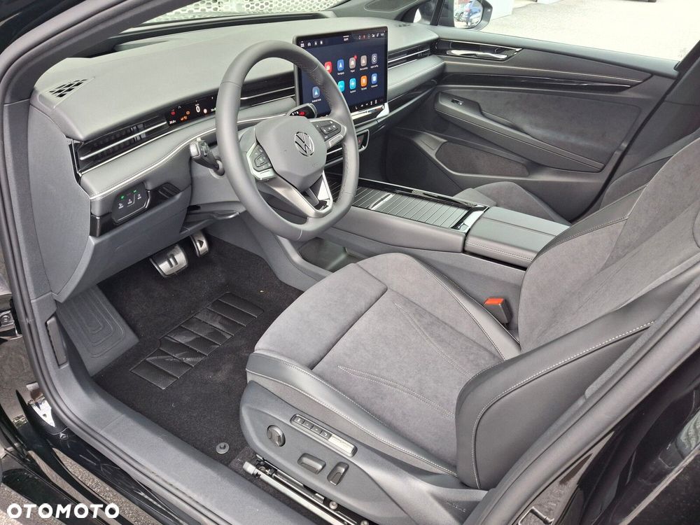 Volkswagen ID.7 77kWh Pro Plus - 11