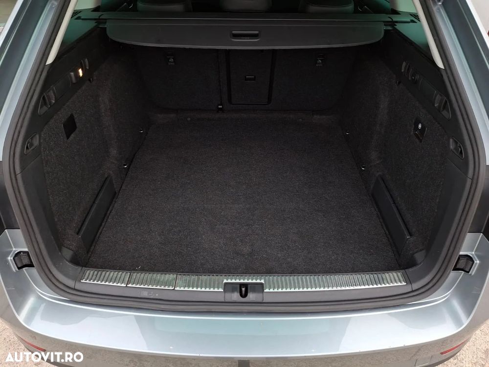 Skoda Superb 2.0 TDI DSG Style - 26