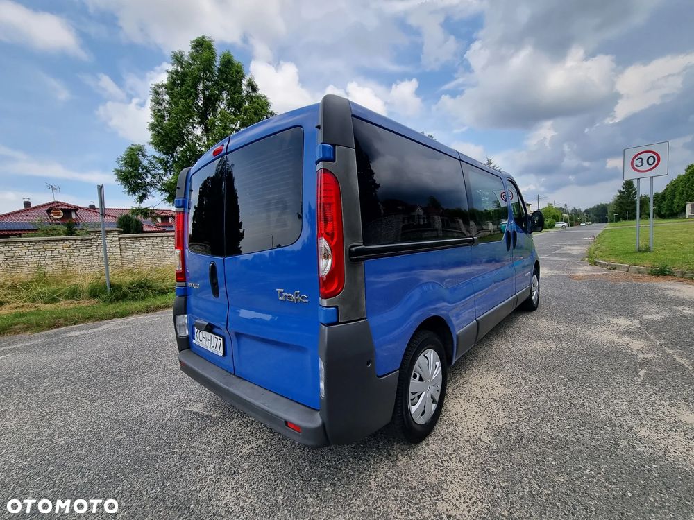 Renault Trafic - 12