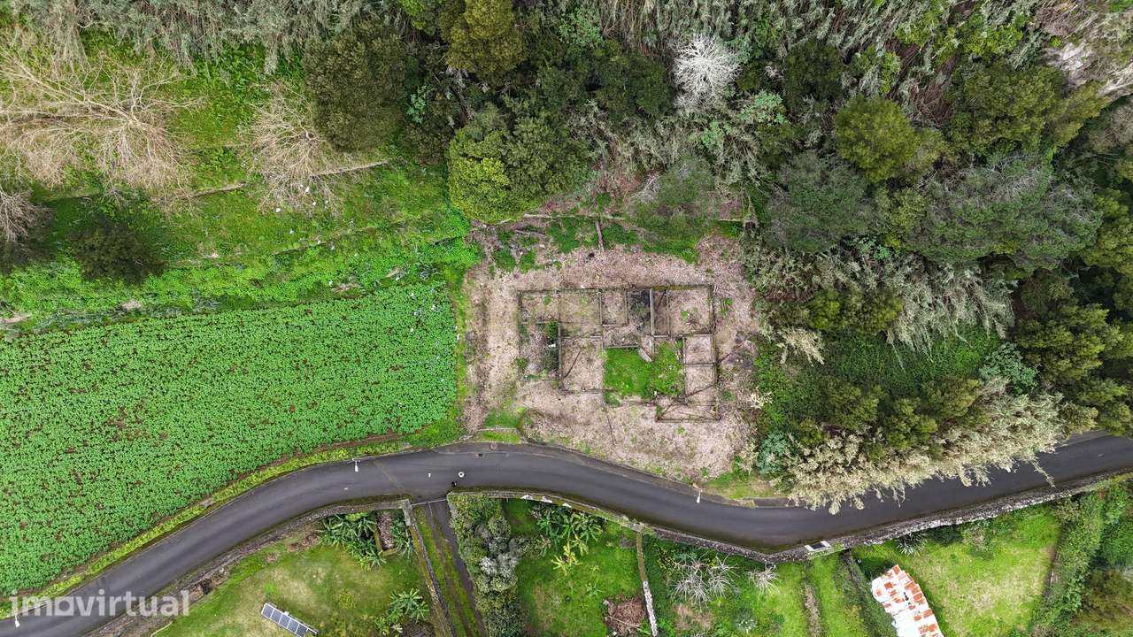 Terreno Urbano em Caloura – Água de Pau - Grande imagem: 5/14
