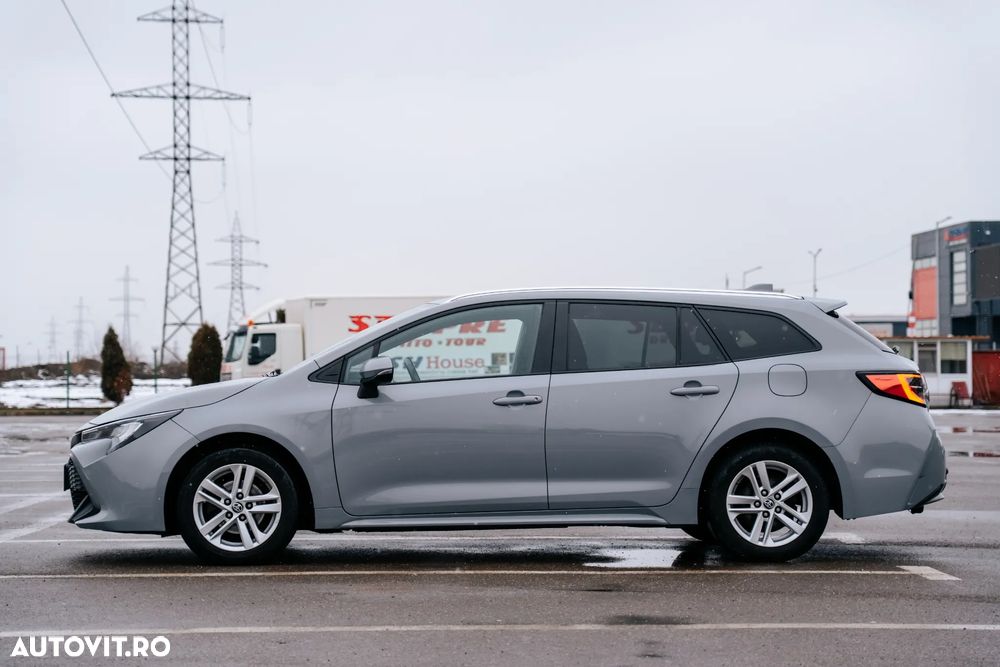 Toyota Corolla 1.8 HSD Dynamic - 6