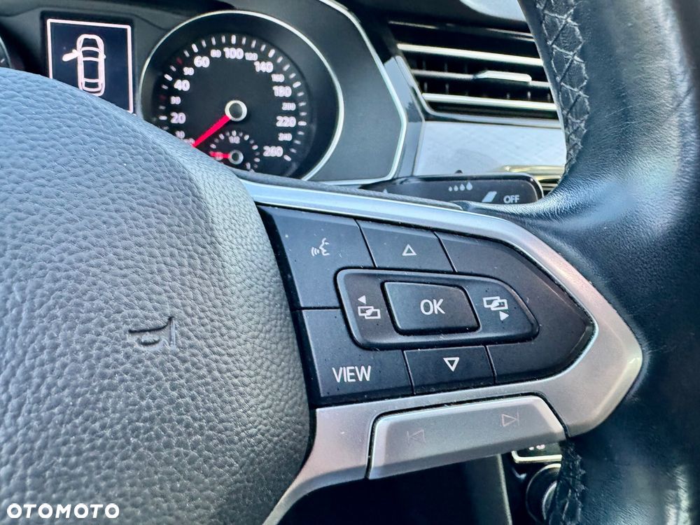 Volkswagen Passat 2.0 TDI EVO Elegance - 20