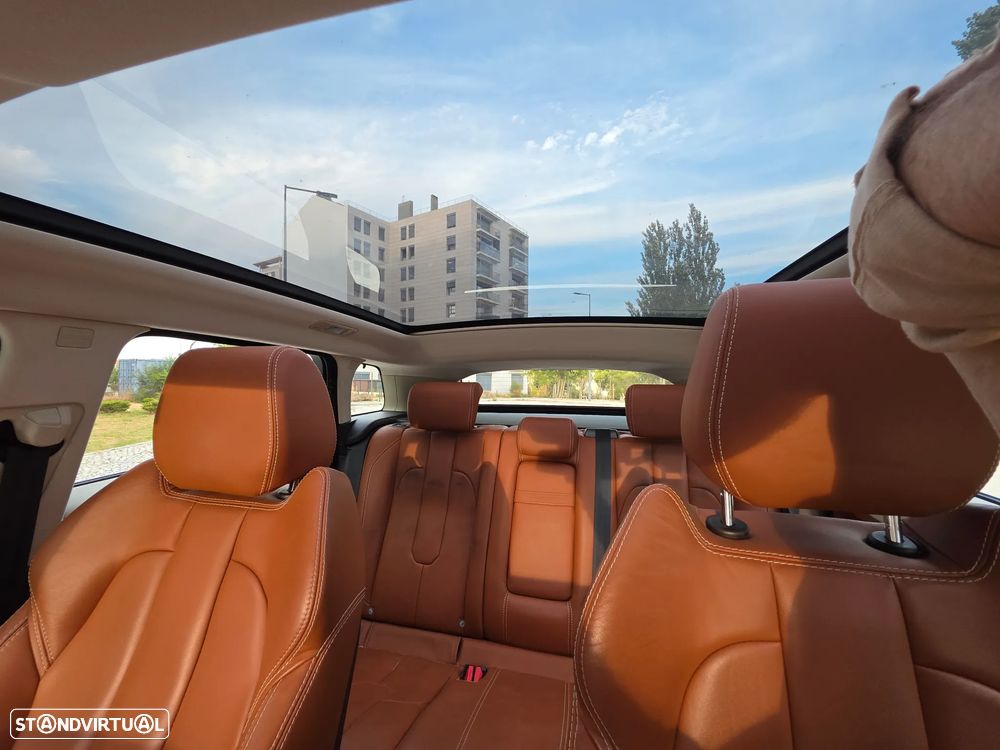 Land Rover Range Rover Evoque 2.2 eD4 Prestige - 17