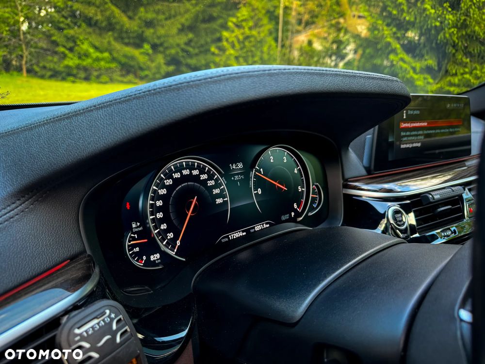 BMW Seria 5 520d Luxury Line - 14