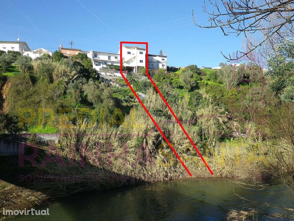 Moradia M5 , terreno + T4 na cave - Ceira - Coimbra - Grande imagem: 4/39