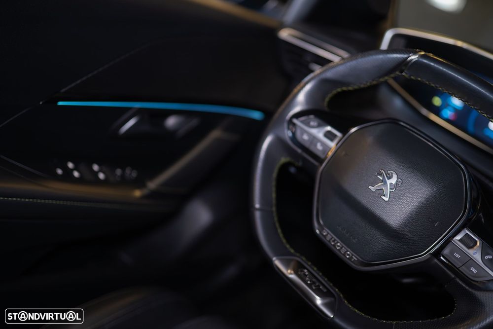 Peugeot 208 1.2 PureTech GT Line - 26