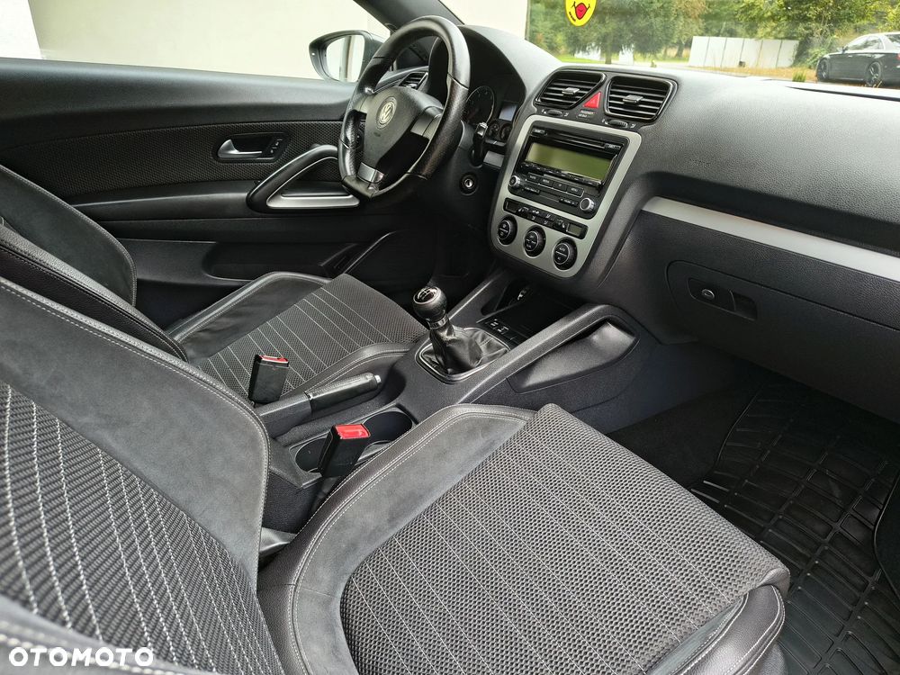 Volkswagen Scirocco 1.4 TSI - 27
