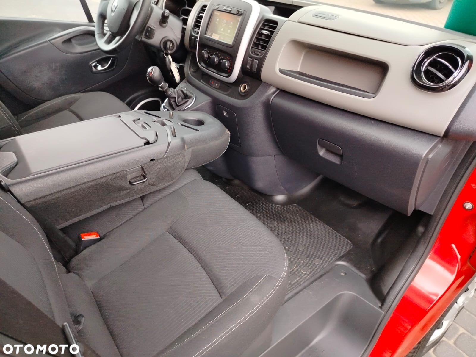 Renault Trafic - 24
