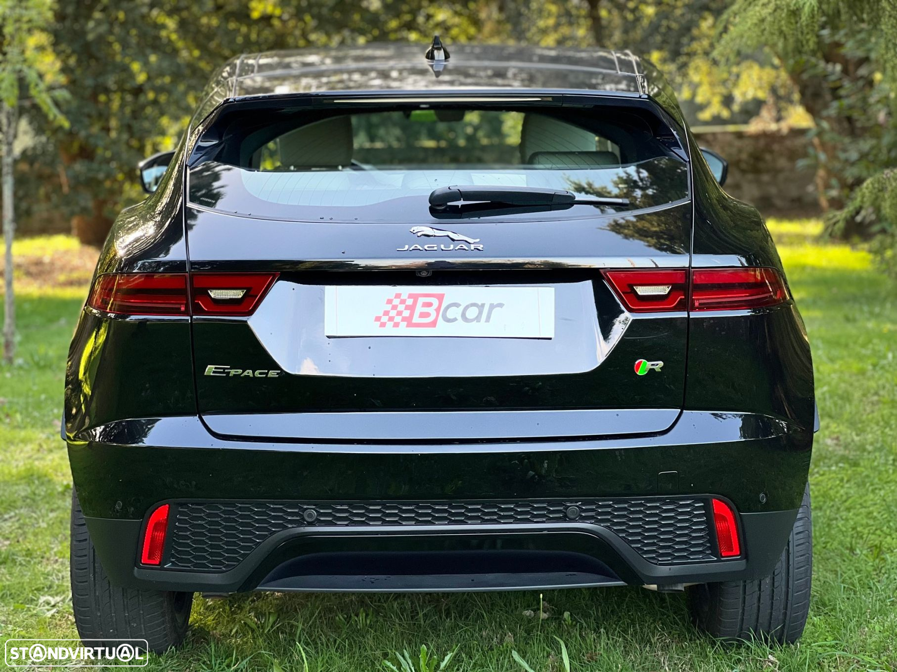 Jaguar E-Pace 2.0 i4D R-Dynamic S - 8