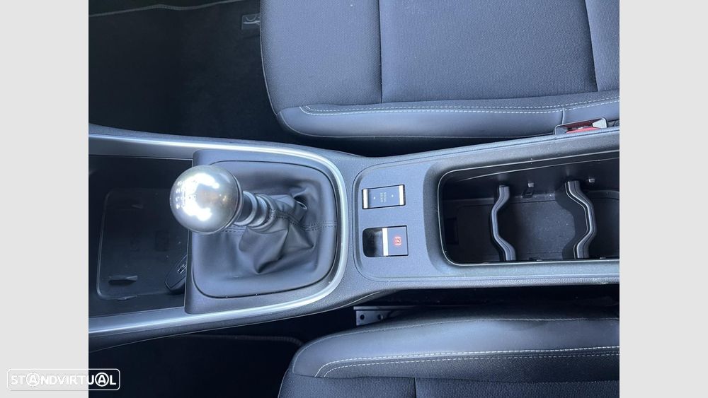 Jeep Avenger 1.2 GSE T3 Altitude - 13