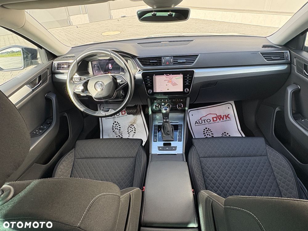 Skoda Superb Combi 2.0 TDI DSG Ambition - 21